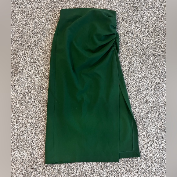 Zara Dresses & Skirts - Zara midi skirt! I’m obsessed with this, it’s just too small!
